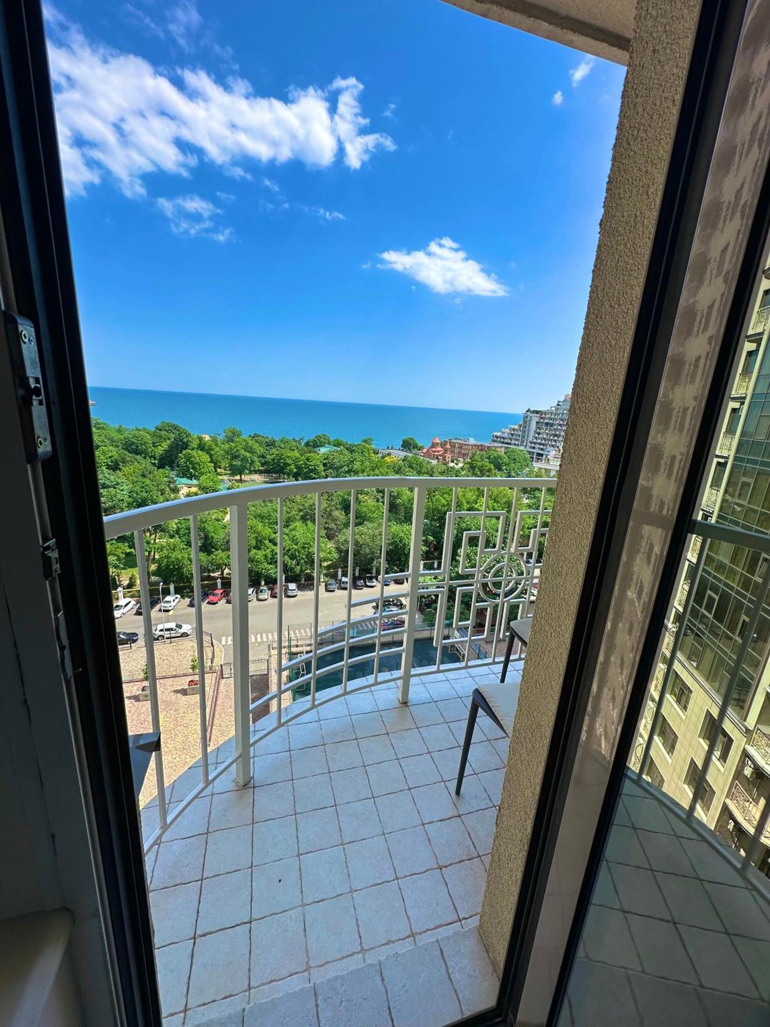 Odesa Pearl Arcadia Apartment Exterior photo